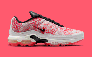 Nike Golf Presents A "Pink Bloom" Collection for the Masters Tournament 2025