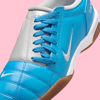Split-Panel Style Returns on the Nike Total 90 III “University Blue”
