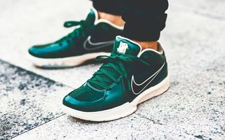 On Foot Looks at the UNDEFEATED x Nike Kobe 4 Protro “Bucks”